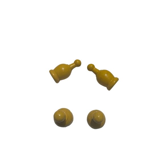 1939 Parcheesi Board Game Men Set of 4 and Shaker Cup Yellow - Picture 3 of 5